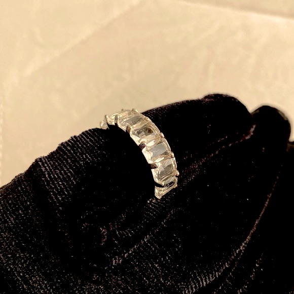 Pav Ring